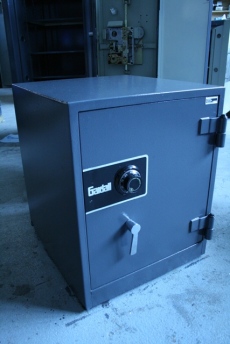 Used Gardall 1 Hour Fireproof Home Safe